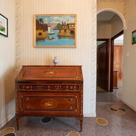 Apartman 271- Tearoom House - A 10minuti Dall'acquario Di *